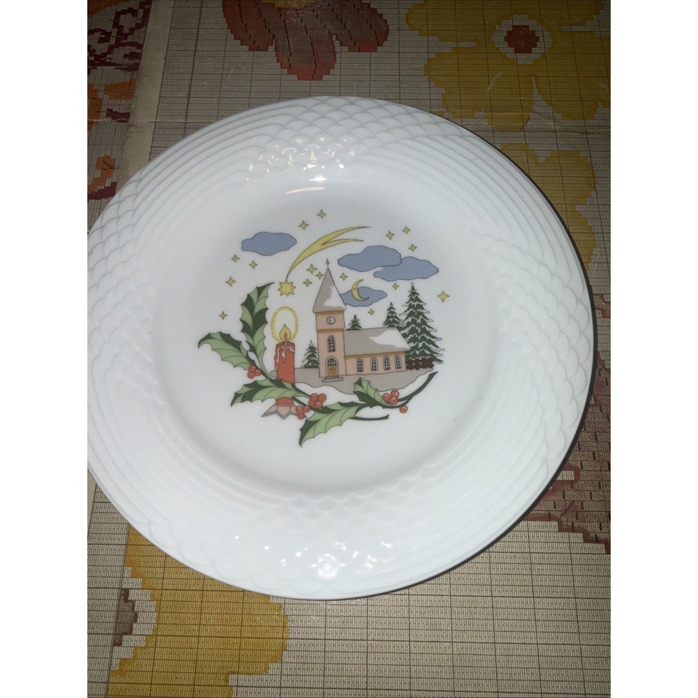 Tirschenreuth Baronesse Bavaria‎ Christmas Plate 10" -  Germany
